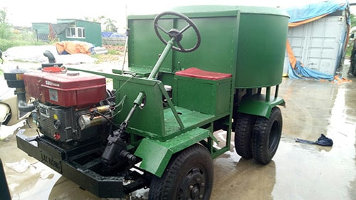 Máy trộn bê tông tự hành Máy trộn bê tông tự hành