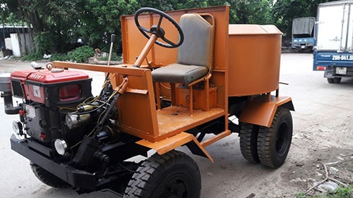 Máy trộn bê tông tự hành